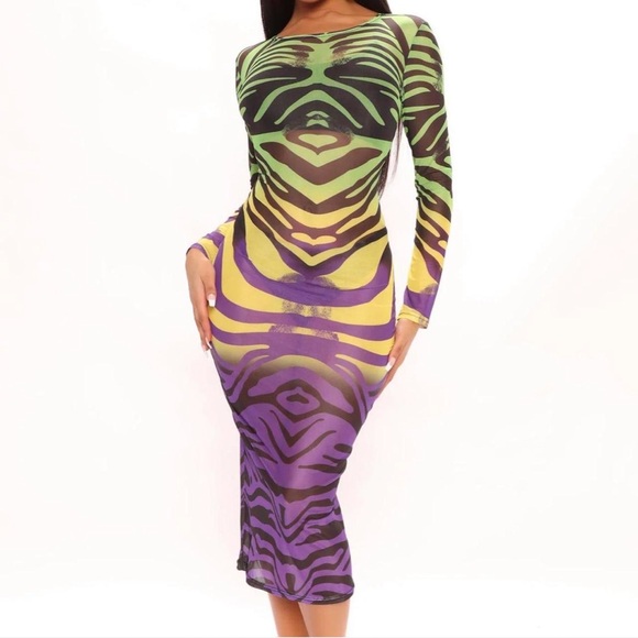 Mesh dress - Picture 1 of 5